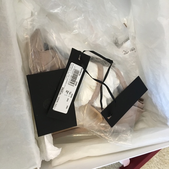 BNIB Versace sandal - size 9.5 - Picture 3 of 13